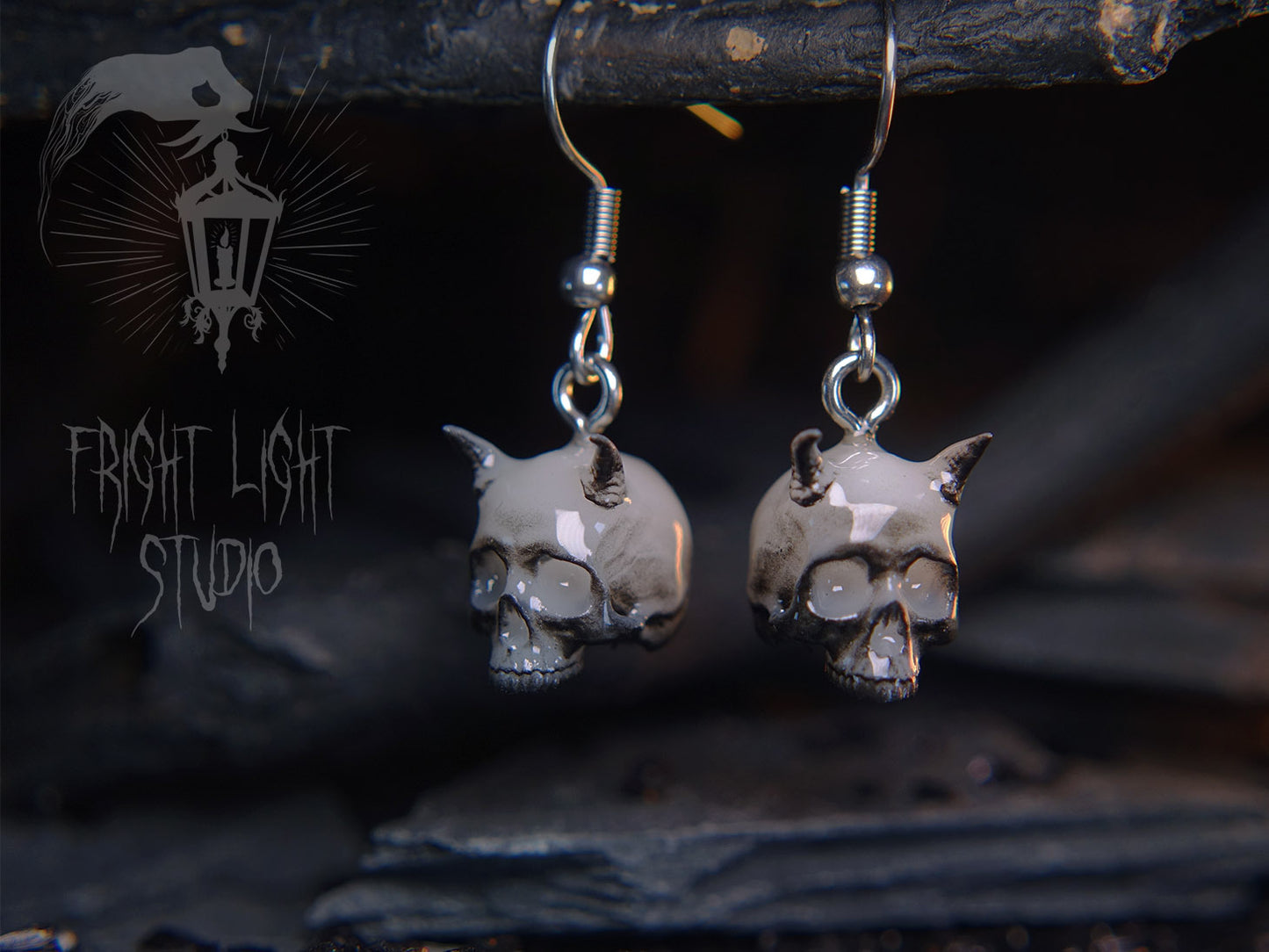 Devil Skull Ghost (Pair)